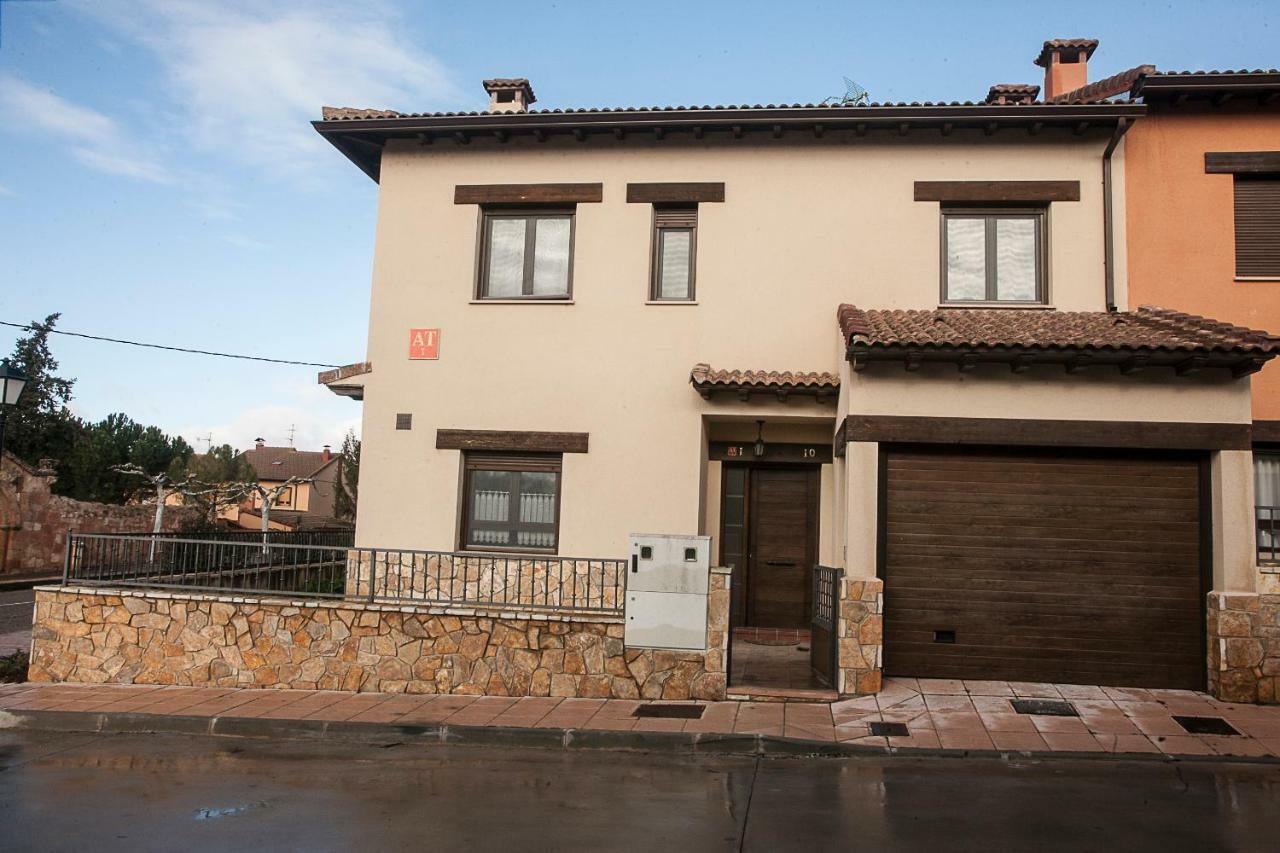 Apartamento El Palomar Ayllón Exteriör bild