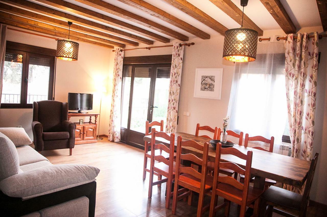 Apartamento El Palomar Ayllón Exteriör bild